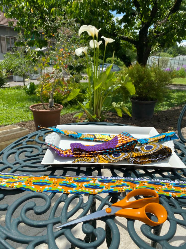 TerrOrange, artisan créateur d'accessoires de mode, de décoration et d'art de la table, fait avec joie en Occitanie, France.
