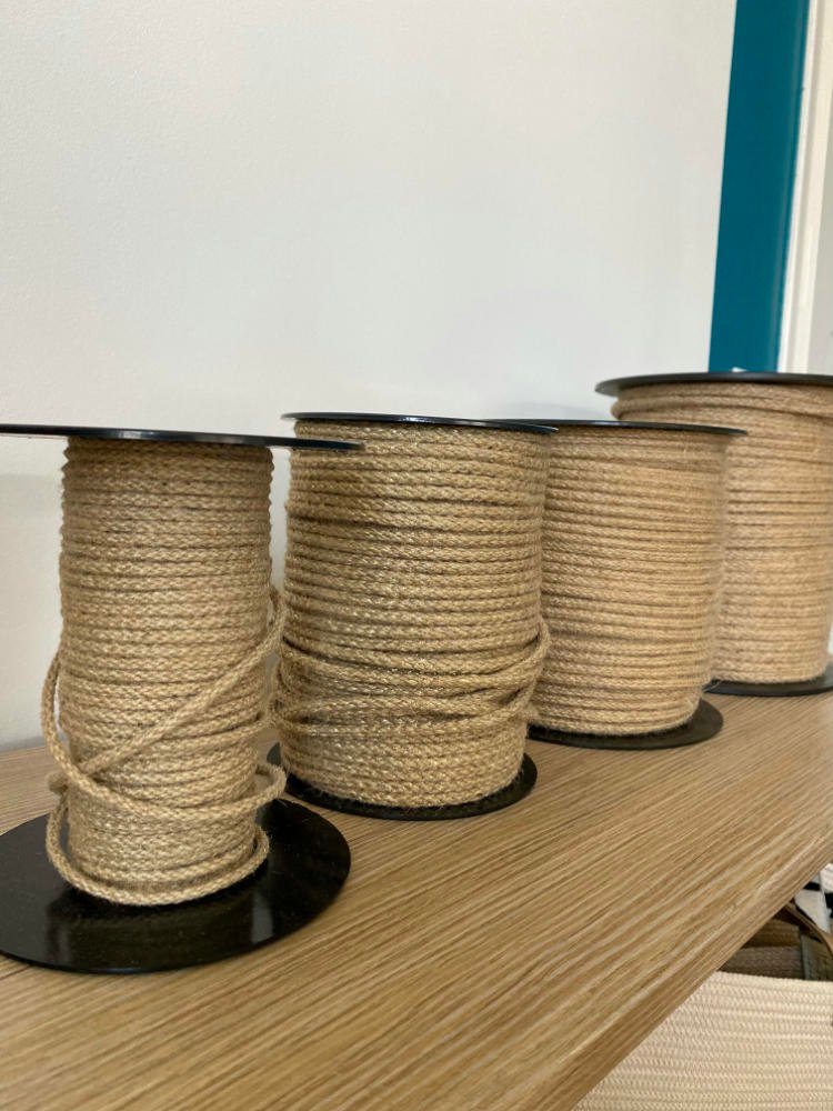 TerrOrange, artisan créateur d'accessoires de mode, de décoration et d'art de la table, fait avec joie en Occitanie, France.