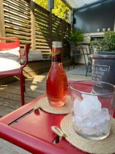 Ces sous-verres en corde naturelle embelliront votre table.