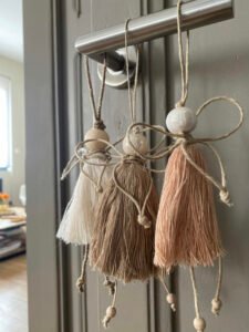 Magnifique décoration de Noël en corde naturelle pour embellir votre intérieur.