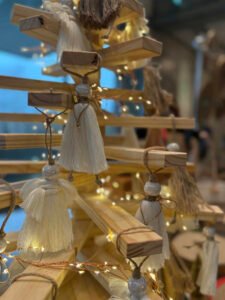 Magnifique décoration de Noël en corde naturelle pour embellir votre intérieur.