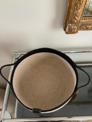 Panier de décoration bicolore