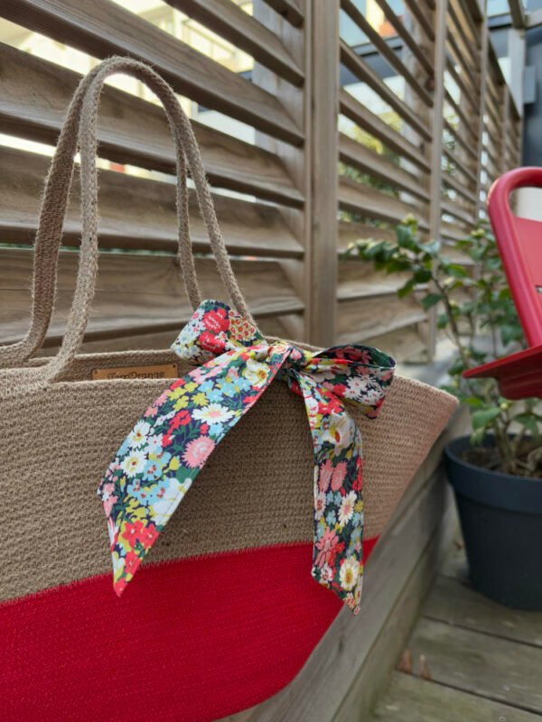 Le panier Scarlett est sac à main mode, bicolore, tendance été, porté main ou épaule.