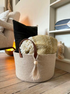 Panier de décoration à anses en cuir