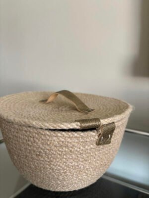 Panier à couvercle