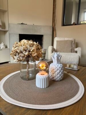 Centre de table en tresse de jute et ganse de coton écru